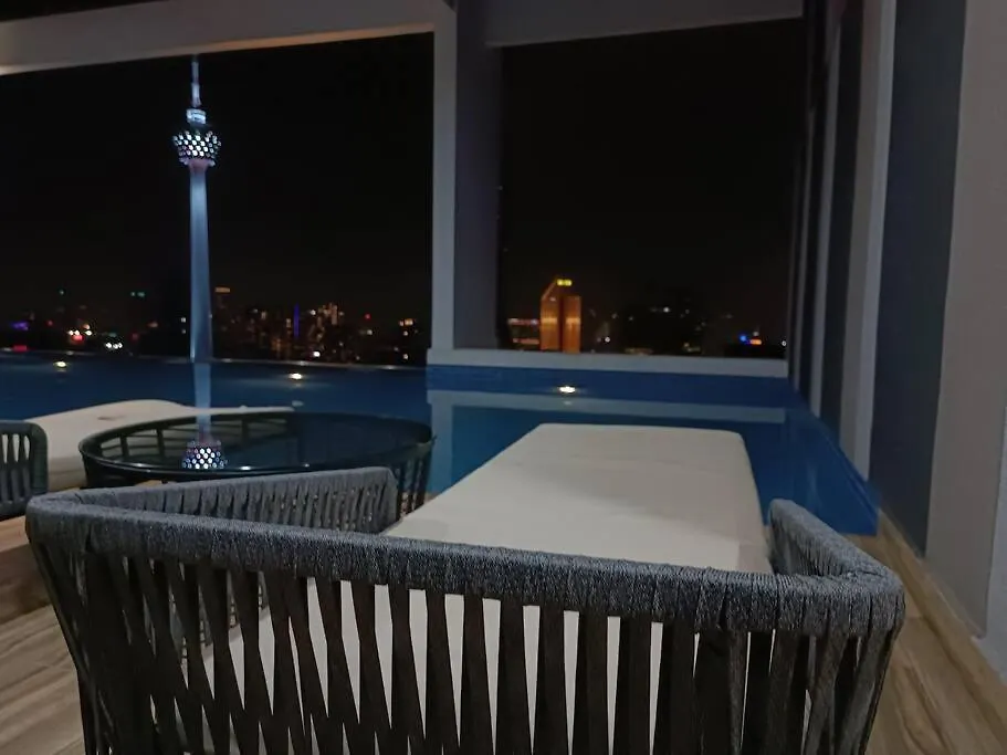 쿠알라룸푸르 Col 171A Modern Balcony Klcc View & Infinity Pool 아파트 말레이시아