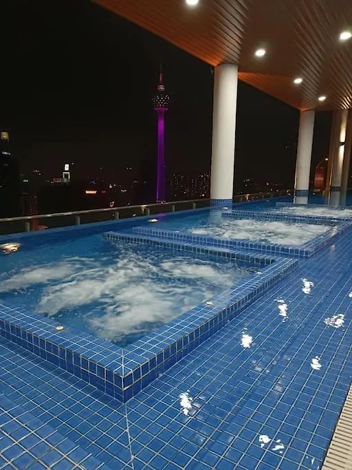 쿠알라룸푸르 Col 171A Modern Balcony Klcc View & Infinity Pool 아파트