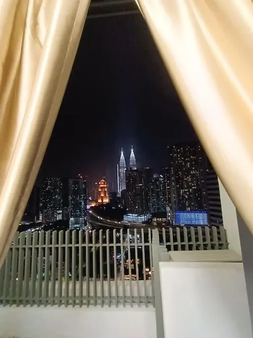 쿠알라룸푸르 Col 171A Modern Balcony Klcc View & Infinity Pool 아파트 0*,  말레이시아