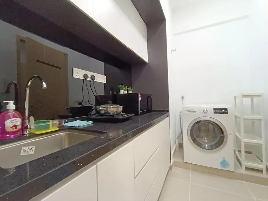 쿠알라룸푸르 Col 171A Modern Balcony Klcc View & Infinity Pool 아파트