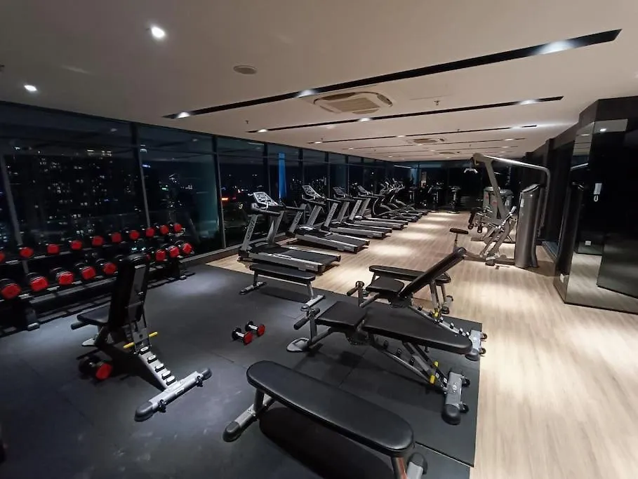 쿠알라룸푸르 Col 171A Modern Balcony Klcc View & Infinity Pool 아파트 0*,